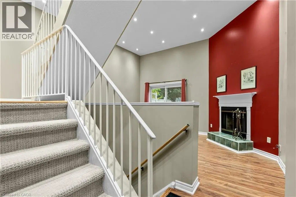 589 BEECHWOOD Drive Unit# 42 #42