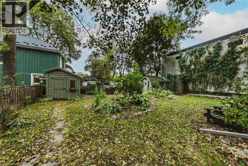 75 POLLOCK Avenue