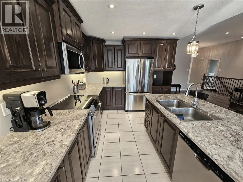 98 ALLANDALE Crescent