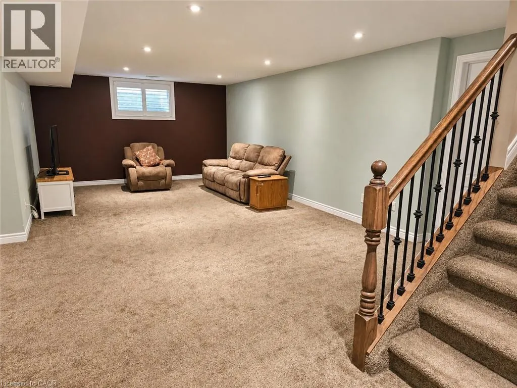 98 ALLANDALE Crescent