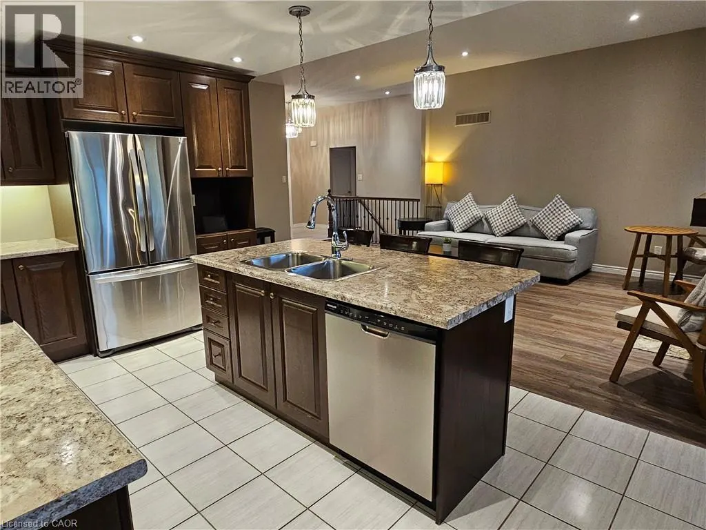 98 ALLANDALE Crescent