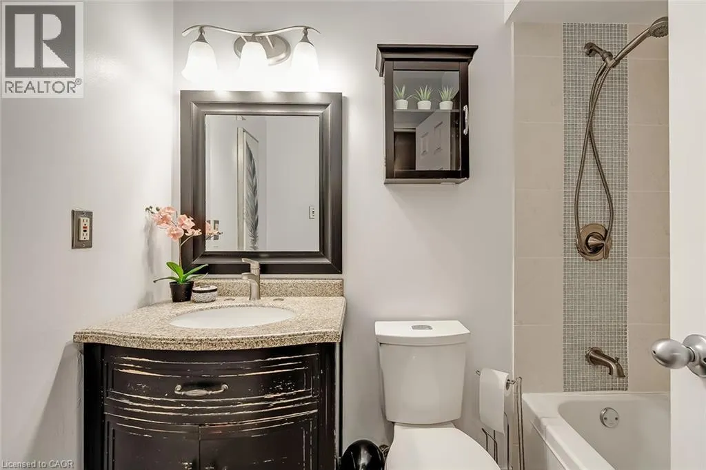 473 WOODVIEW Road Unit# 2 #2