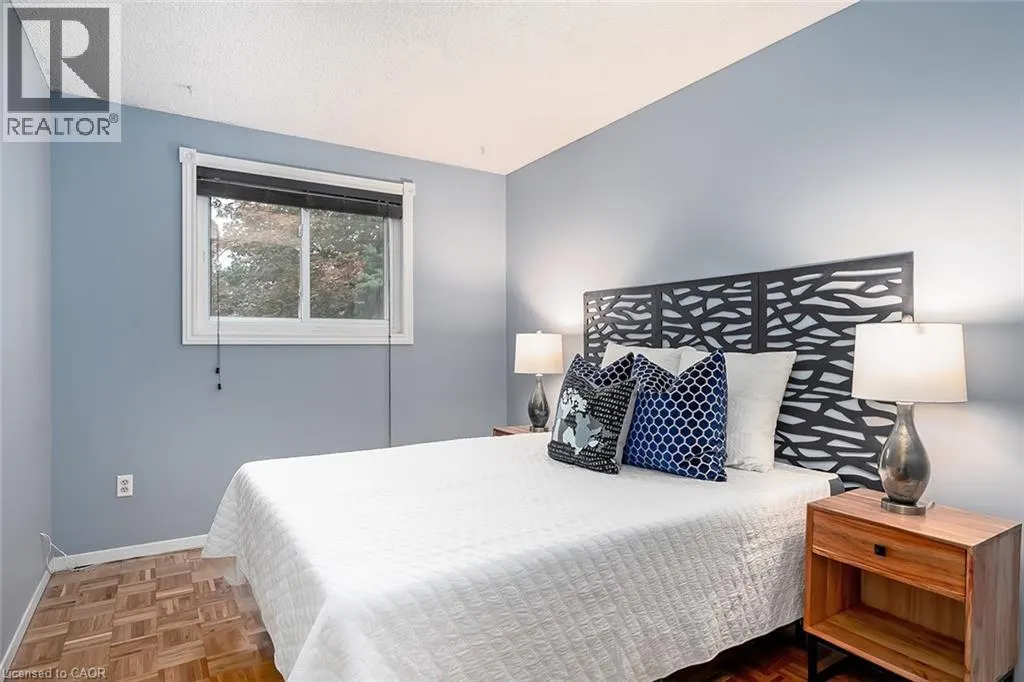 473 WOODVIEW Road Unit# 2 #2