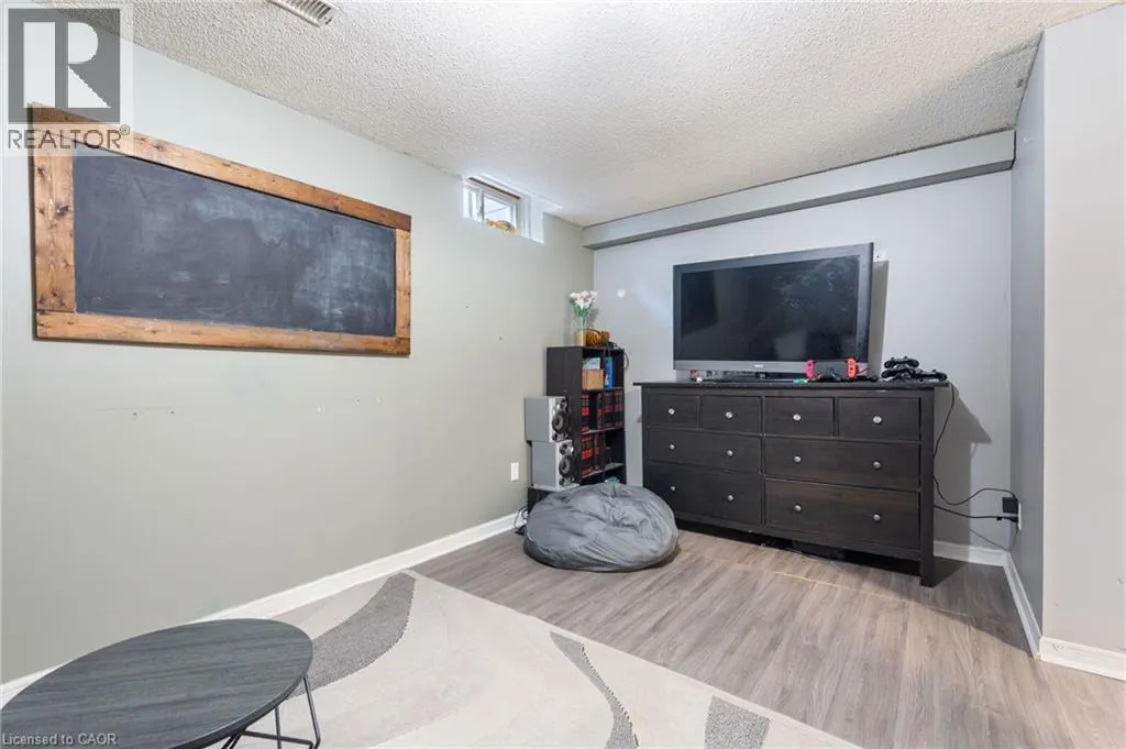 149 BRANTWOOD PARK Road Unit# D #D