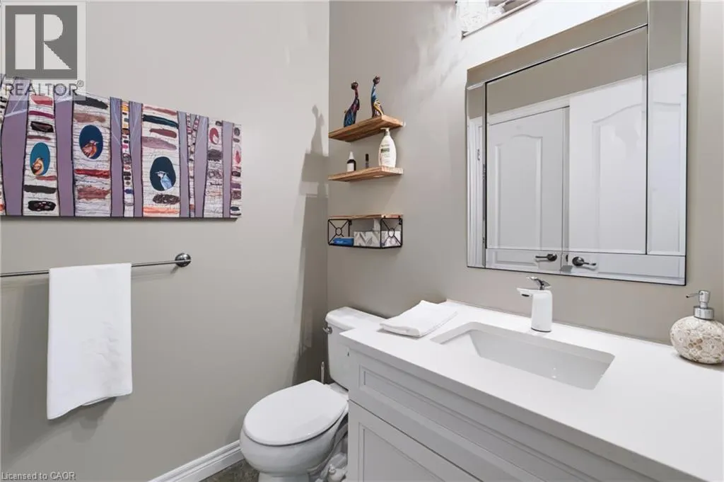 244 DUNDAS Street W Unit# 22 #22