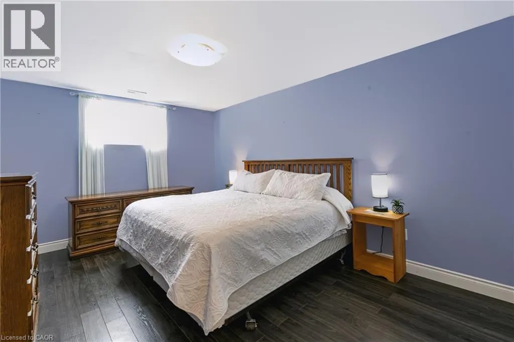 244 DUNDAS Street W Unit# 22 #22