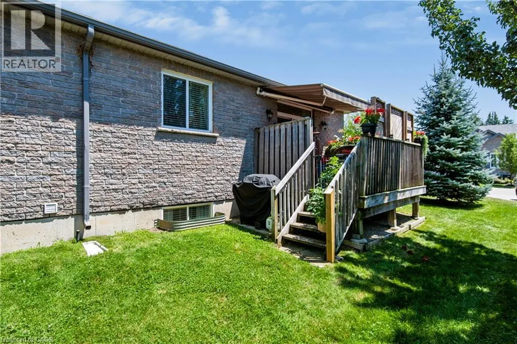 244 DUNDAS Street W Unit# 22 #22