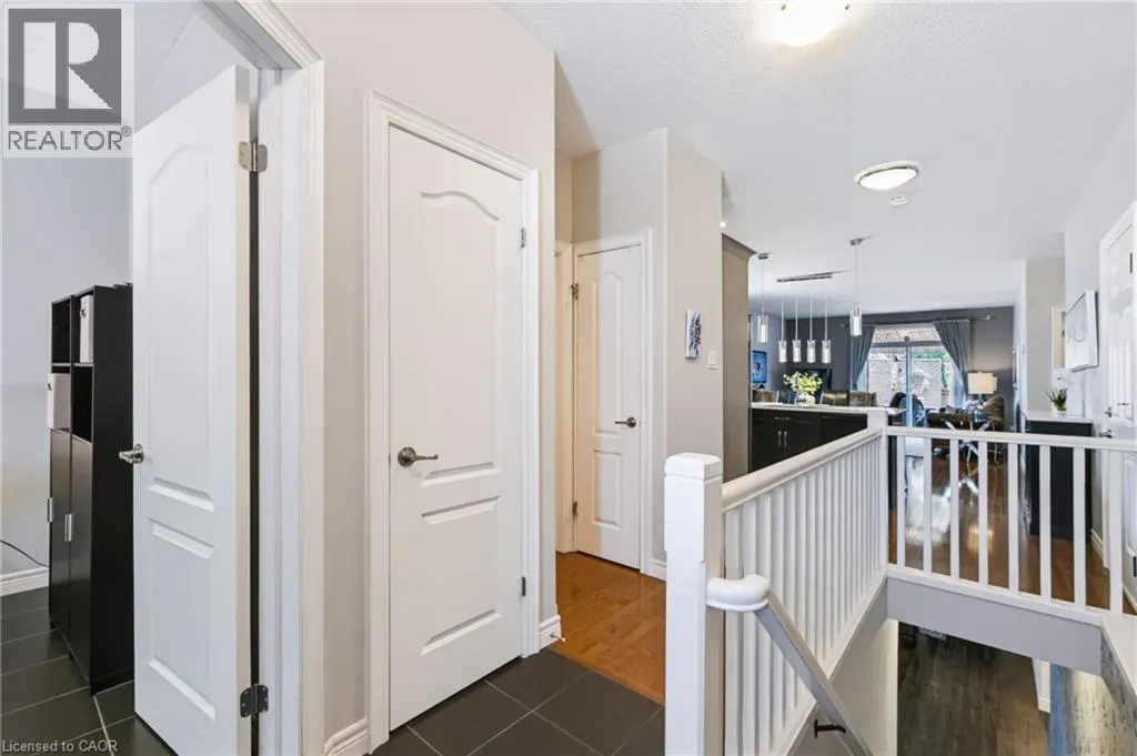 244 DUNDAS Street W Unit# 22 #22
