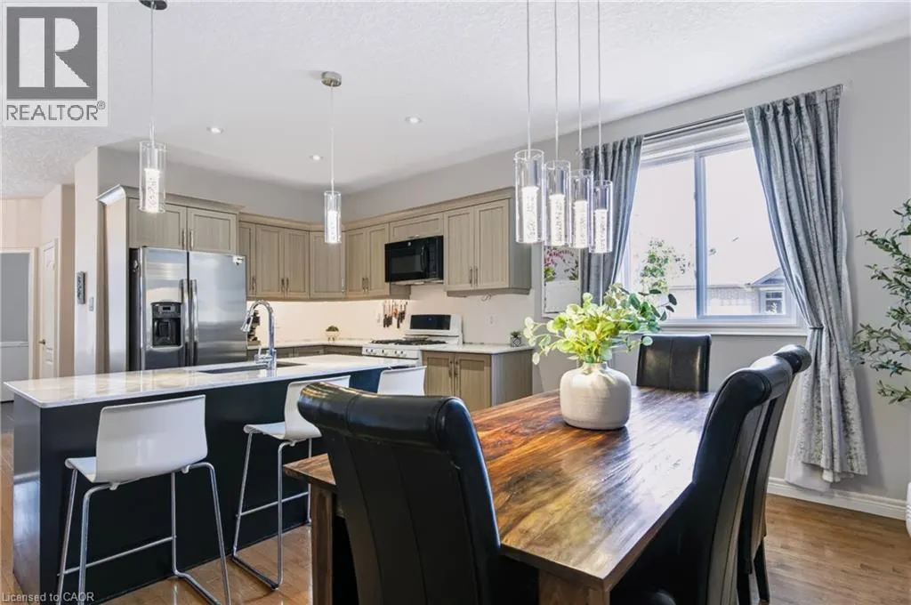 244 DUNDAS Street W Unit# 22 #22