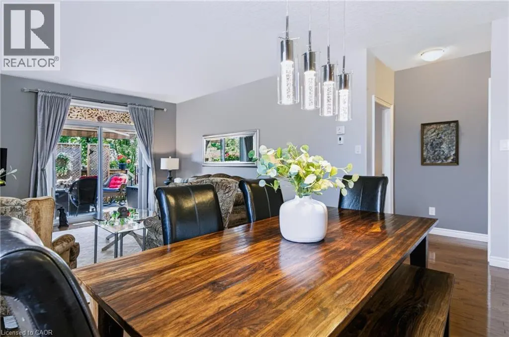 244 DUNDAS Street W Unit# 22 #22