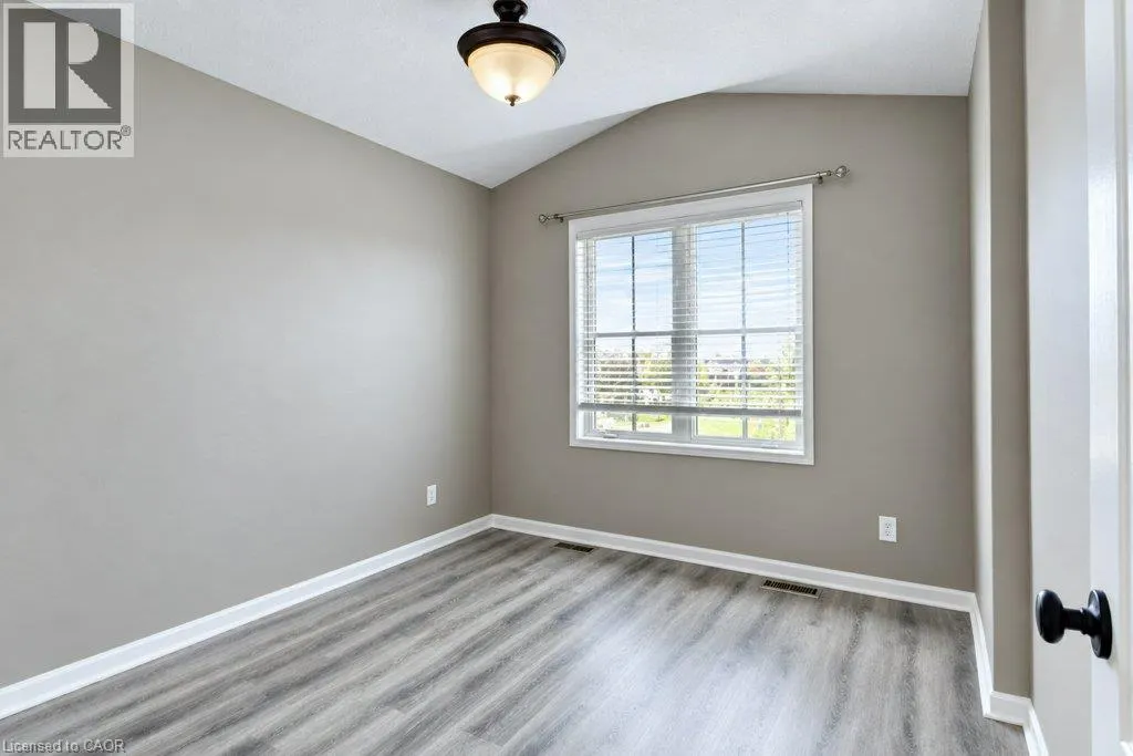 1651 CRIMSON Crescent
