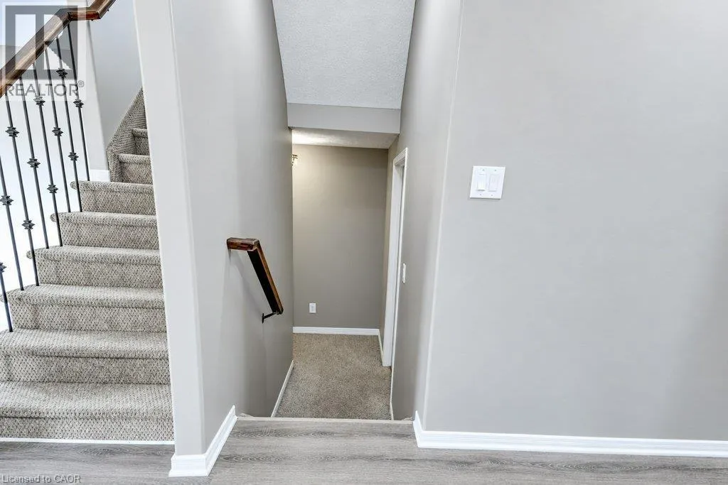 1651 CRIMSON Crescent