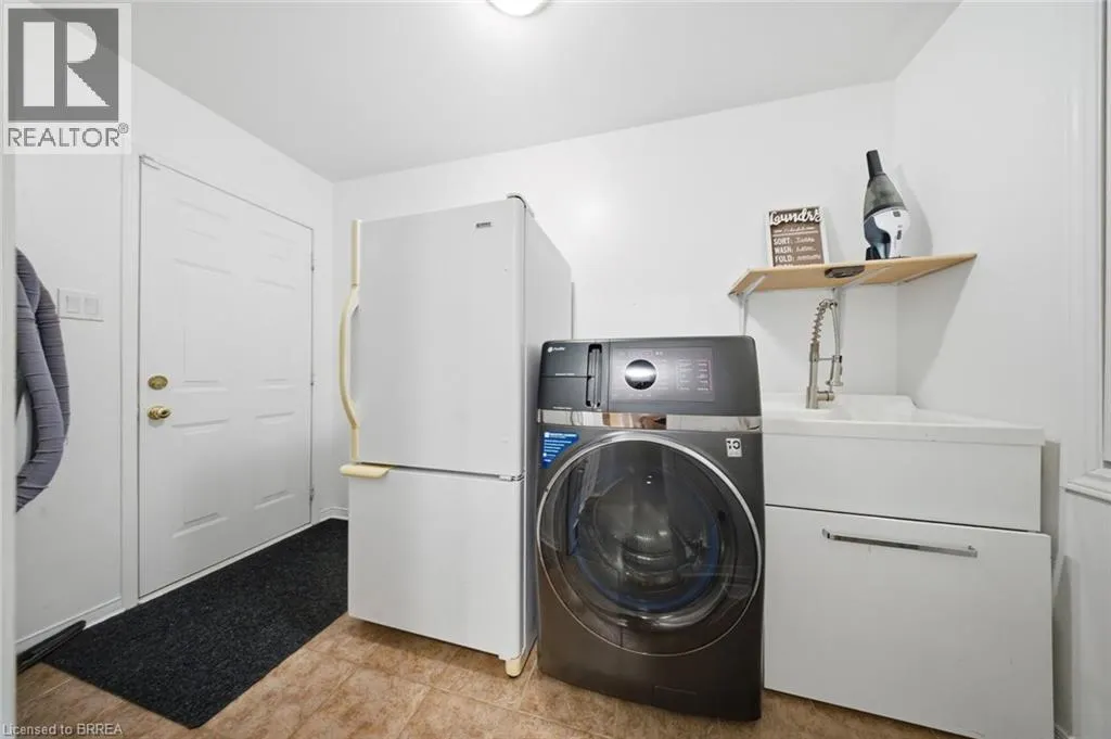 20 WEBB Avenue Unit# Upper #Upper