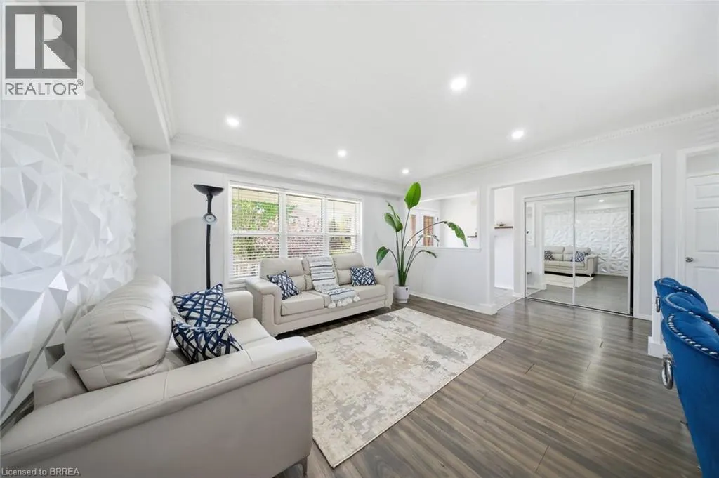 20 WEBB Avenue Unit# Upper #Upper