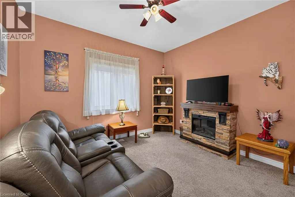 51 SCHOONER Drive