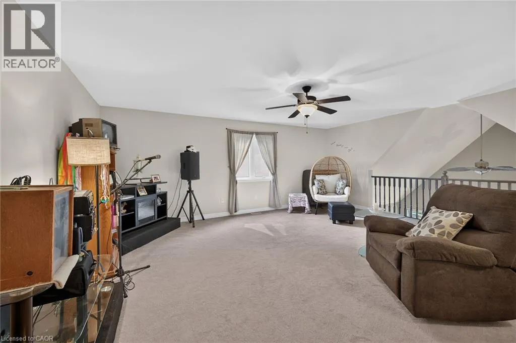 51 SCHOONER Drive