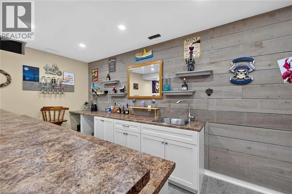 51 SCHOONER Drive