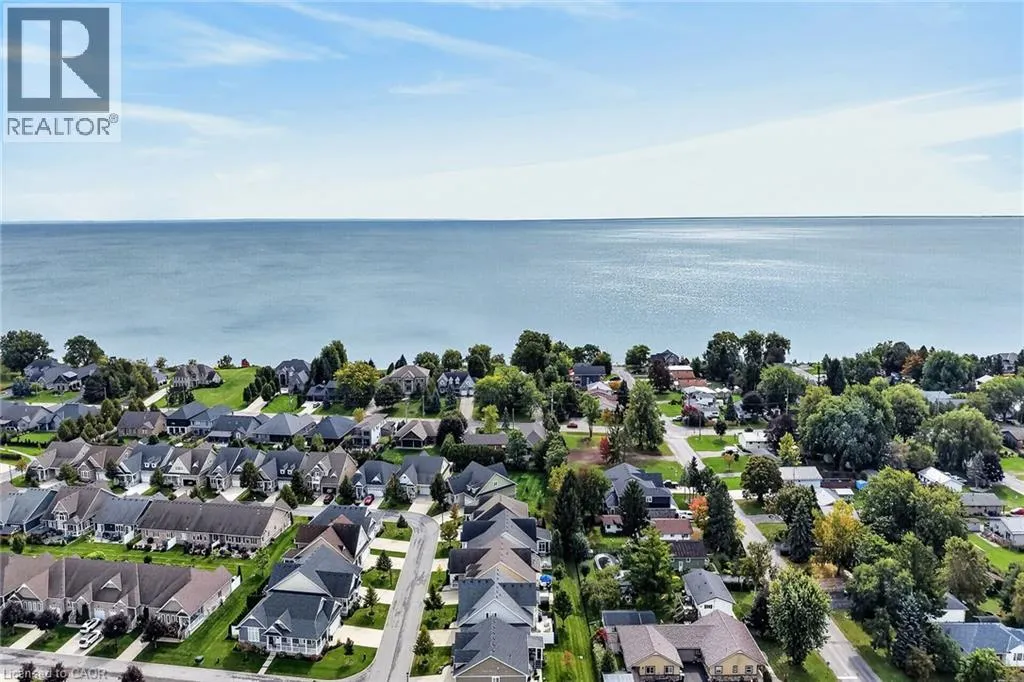 51 SCHOONER Drive