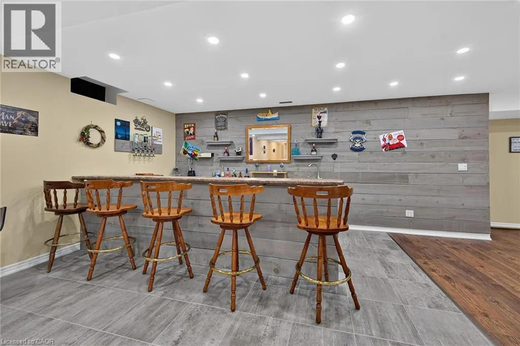 51 SCHOONER Drive