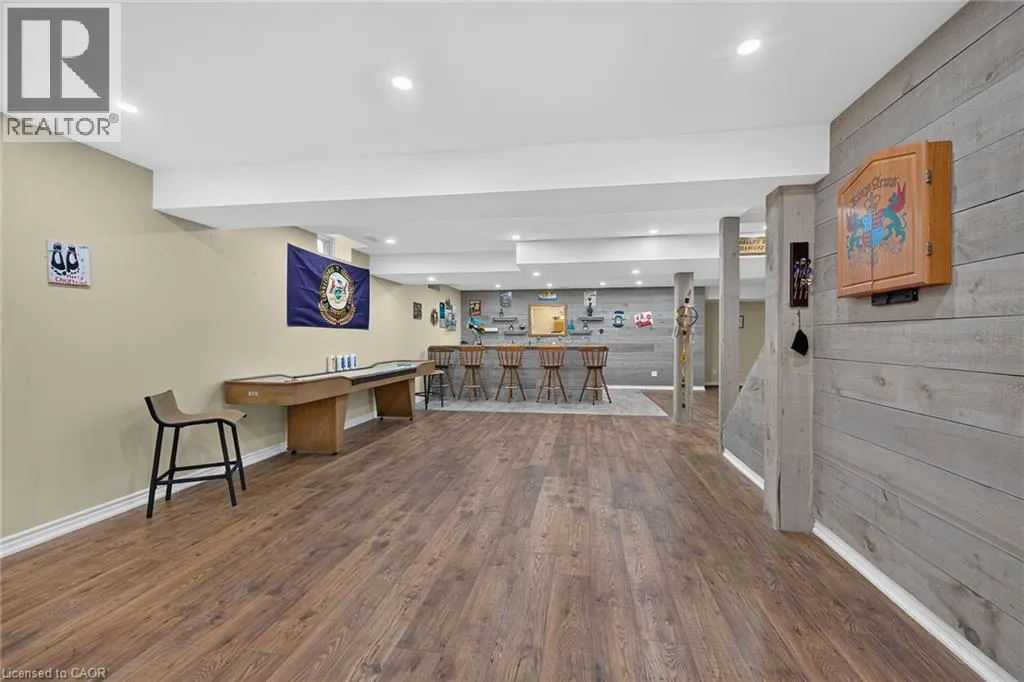51 SCHOONER Drive