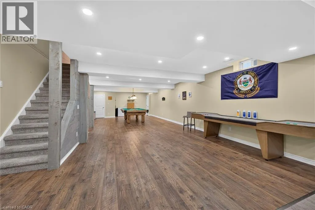 51 SCHOONER Drive