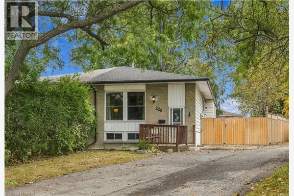 228 GOLDEN ORCHARD Drive