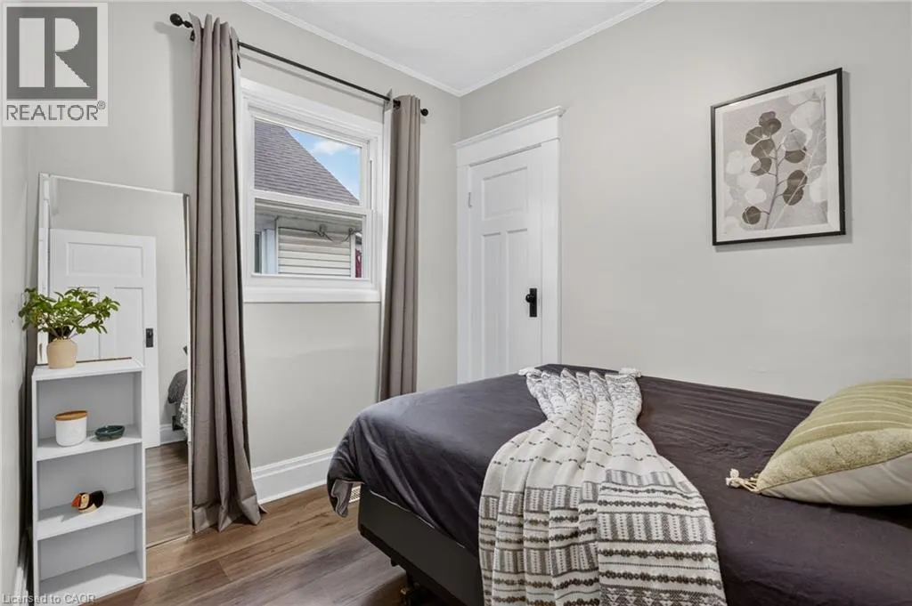 32 RICHMOND Avenue