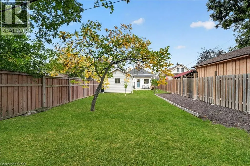 32 RICHMOND Avenue