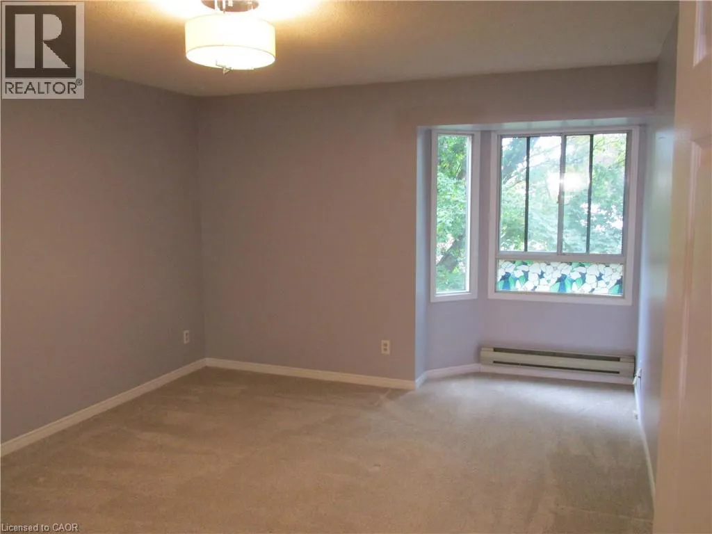 5 NIAGARA Street Unit# 203 #203