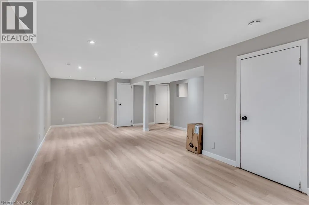 104 RALGREEN Crescent
