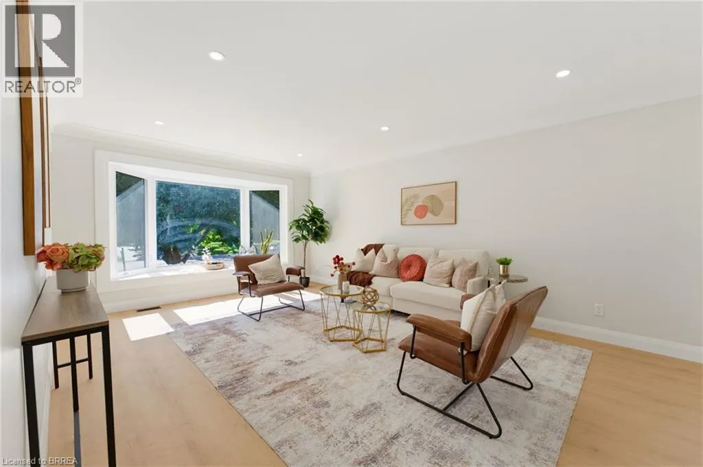 115 EVELYN Street