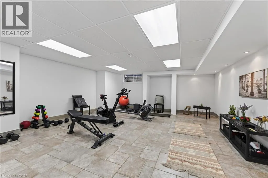 169 JOHN Street W
