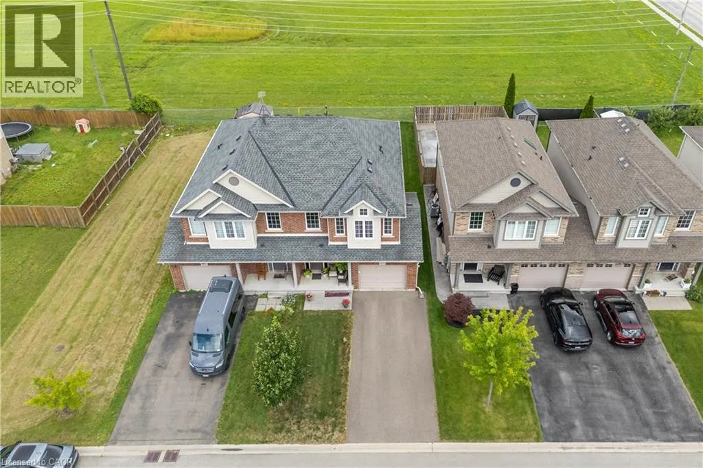 8625 UPPER CANADA Drive