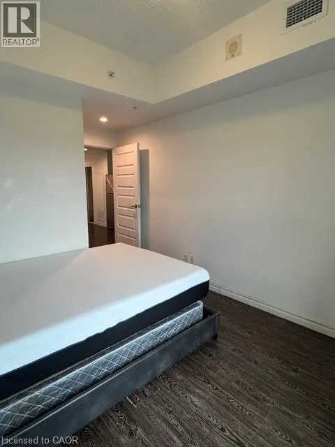 158 KING Street Unit# 1502 #1502