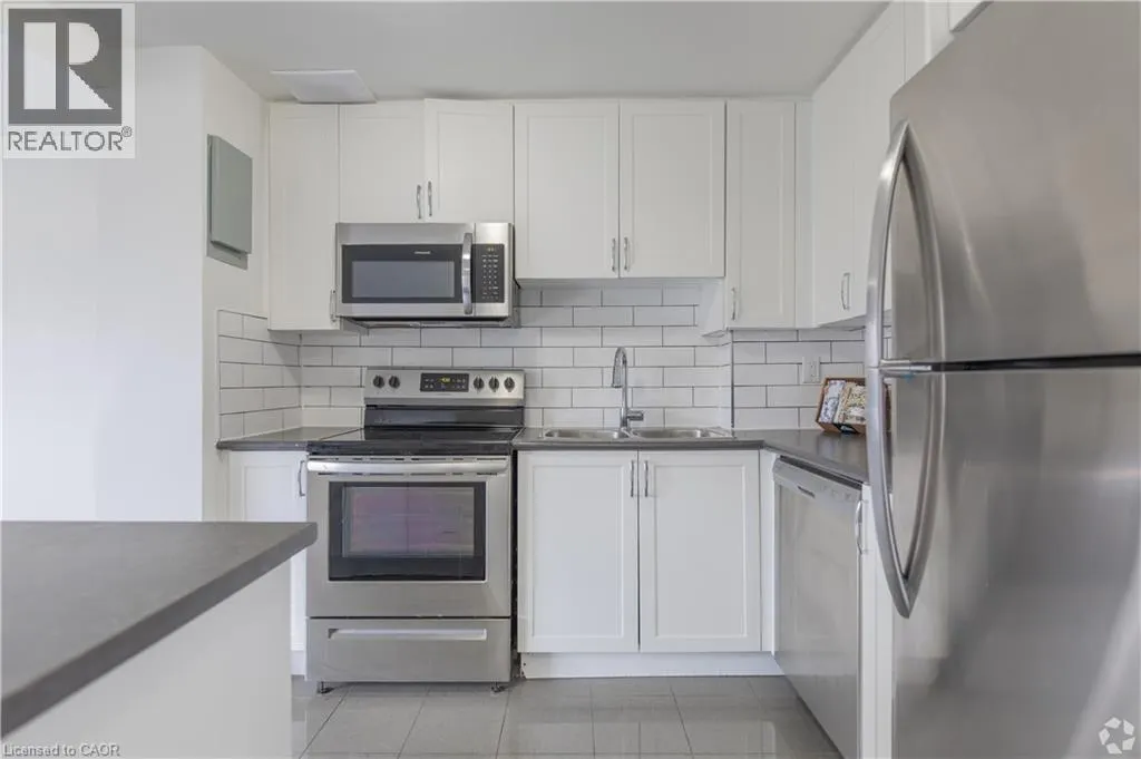 285 ERB Street W Unit# 707 #707