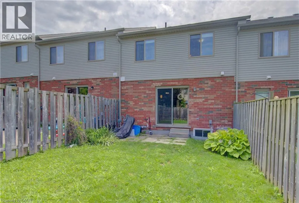 6 EDWARDS Street