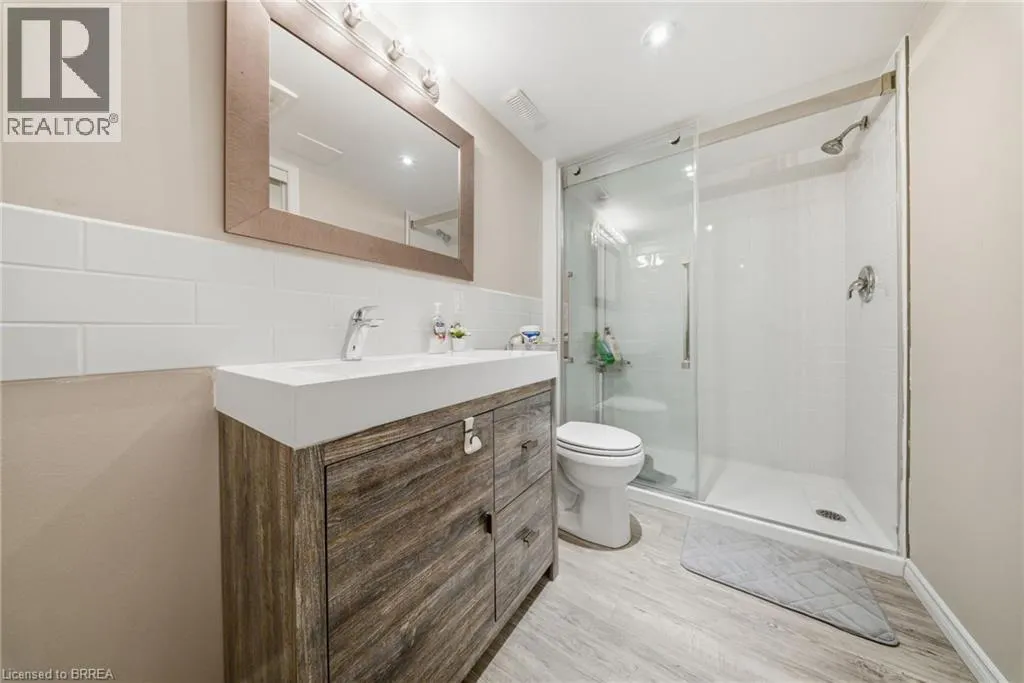 1220 RIVERBEND Road Unit# 105 #105