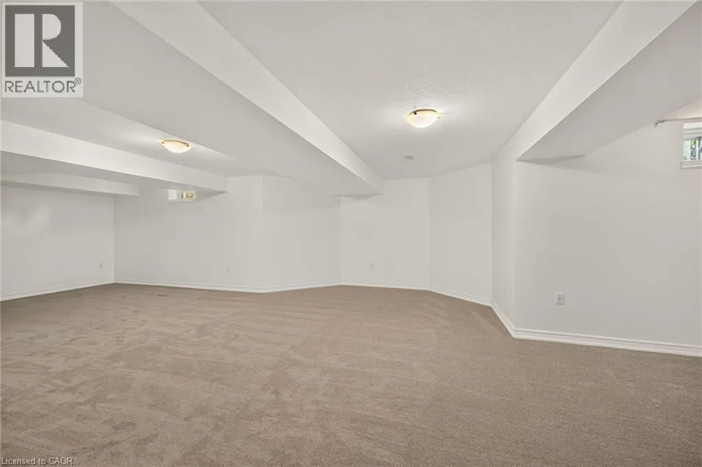 14 ECKER Lane