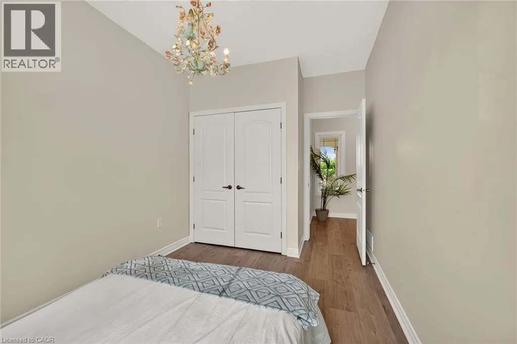 14 ECKER Lane