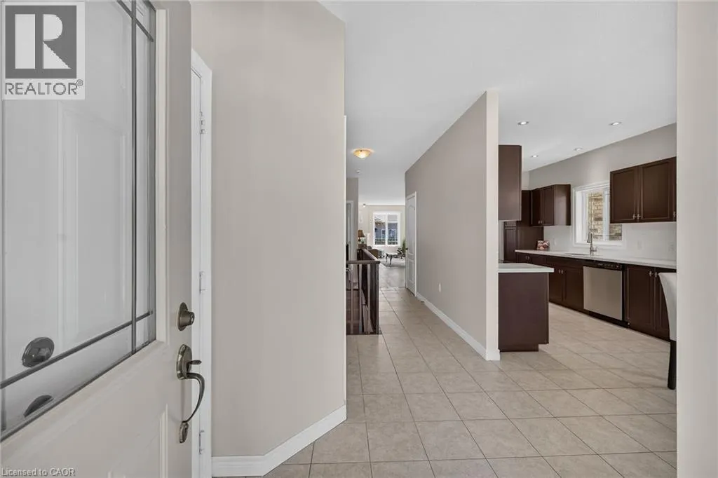 14 ECKER Lane