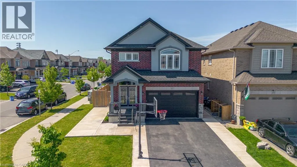 17 NARBONNE Crescent