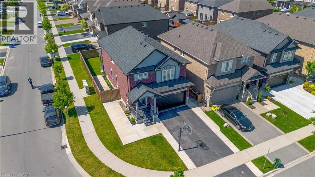 17 NARBONNE Crescent