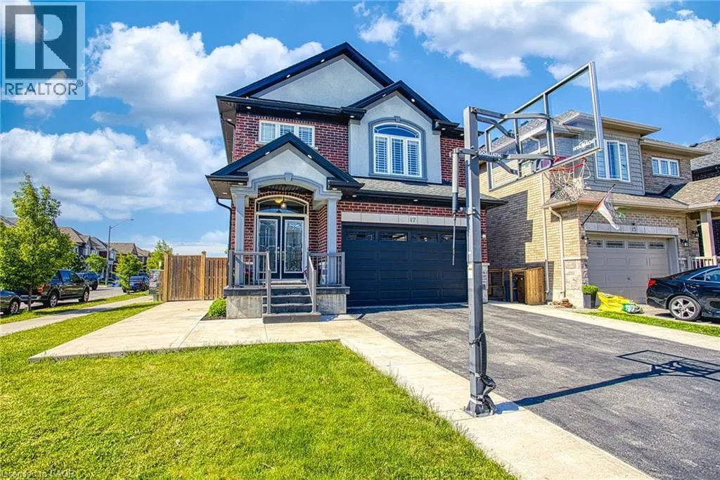 17 NARBONNE Crescent
