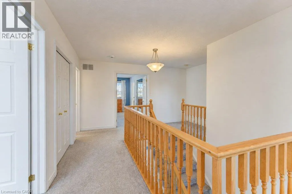 88 DECARO Crescent