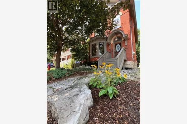 282 HESS Street S