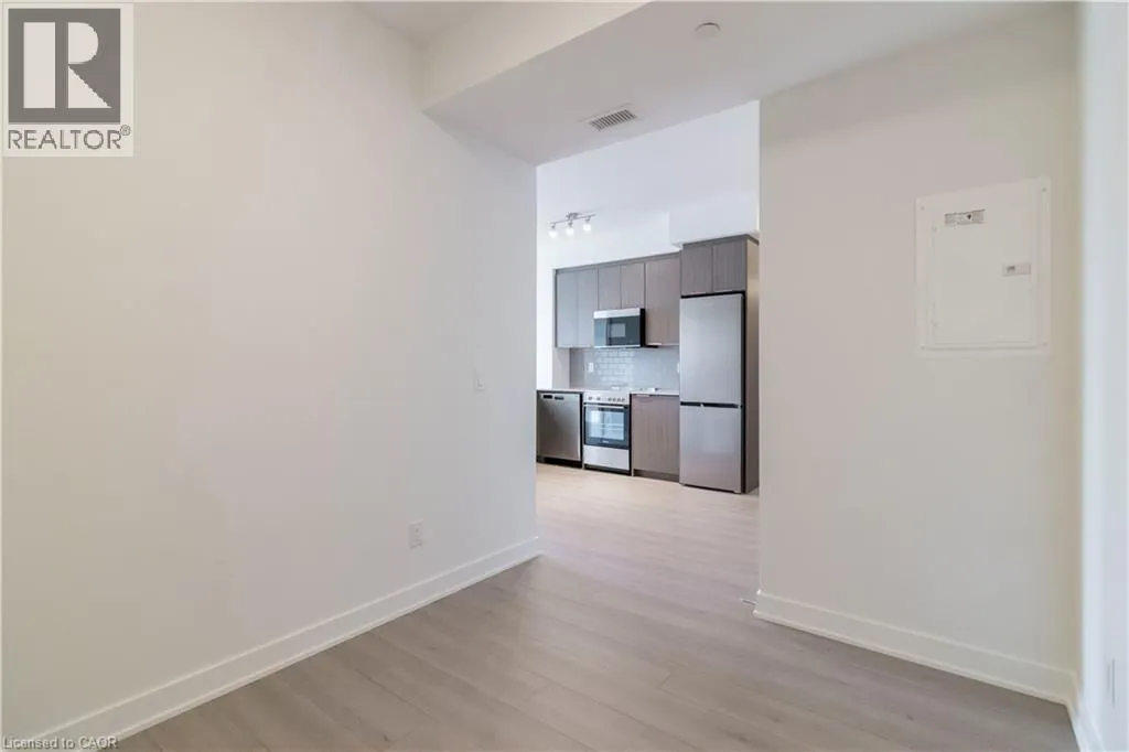 25 WELLINGTON Street S Unit# 501 #501