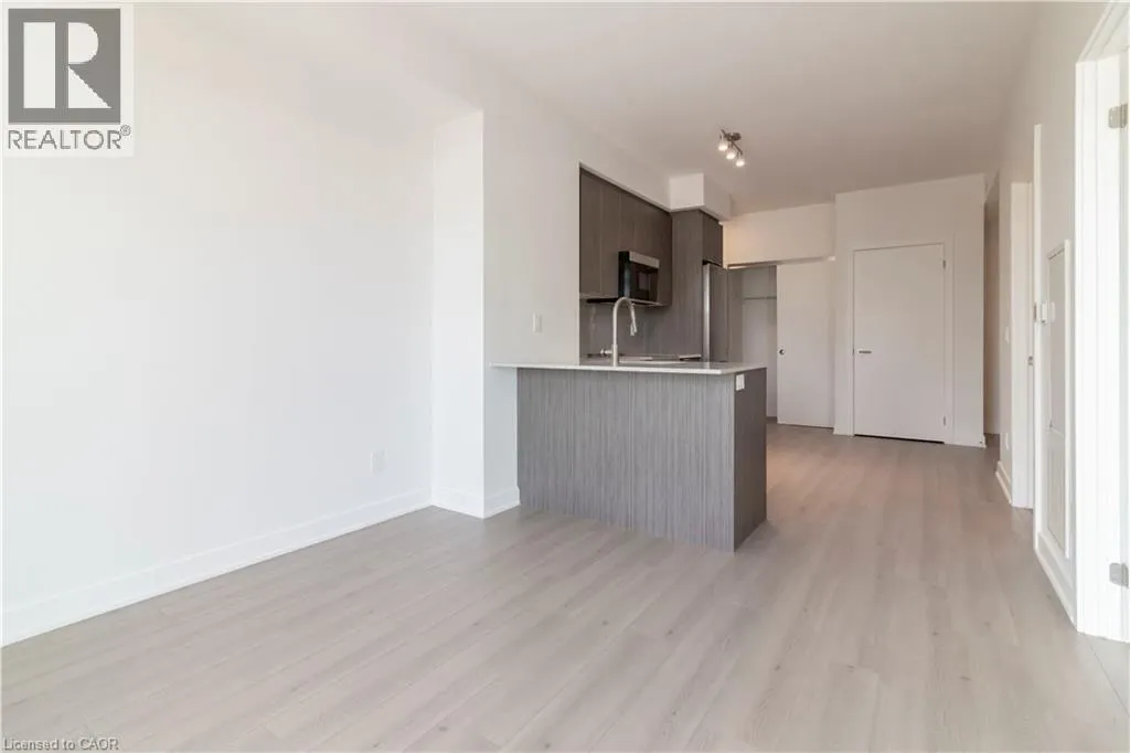 25 WELLINGTON Street S Unit# 501 #501