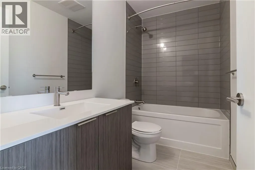 25 WELLINGTON Street S Unit# 501 #501