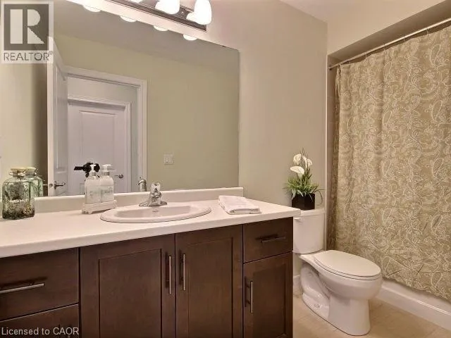 8 LAKELAWN Road Unit# 29 #29