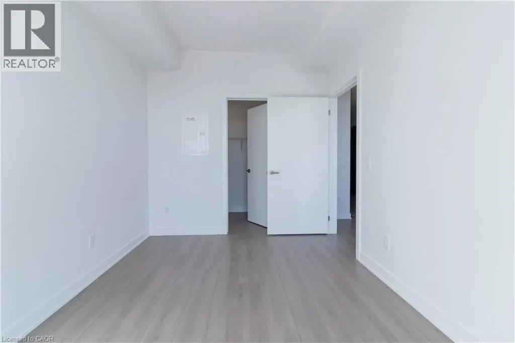25 WELLINGTON Street S Unit# 2505 #2505